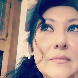 Meet your Posher, Jeni